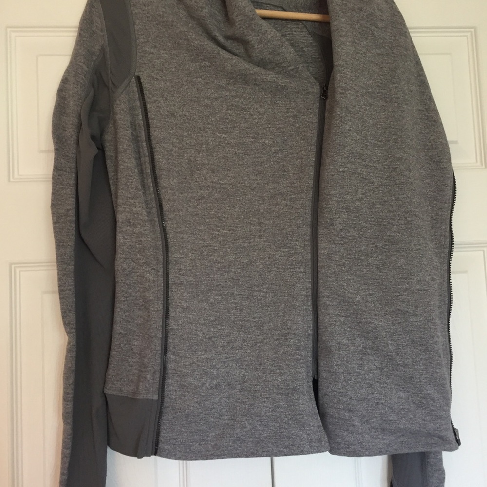 Lululemon Bhakti Jacket - Picture 16 of 16